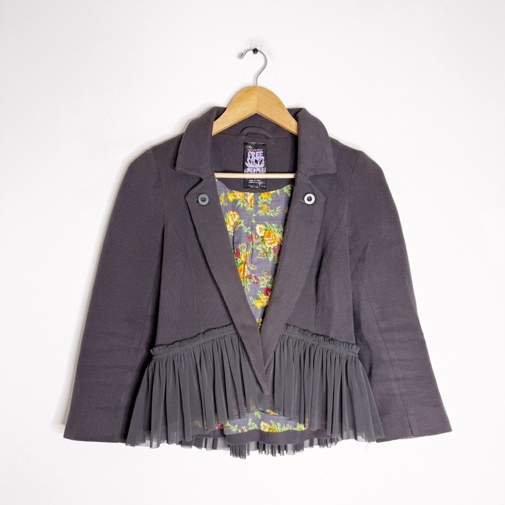 Free People Vintage Grey Knit Tulle Ruffle Peplum Jacket Blazer Size 6 - Picture 1 of 5